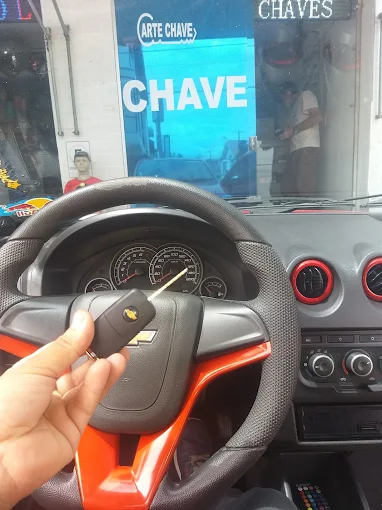 Trabalho de chaveiro