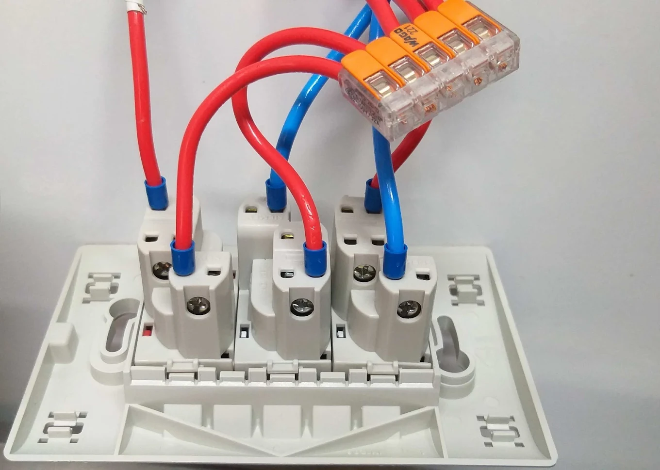 Serviço Elétrico 5