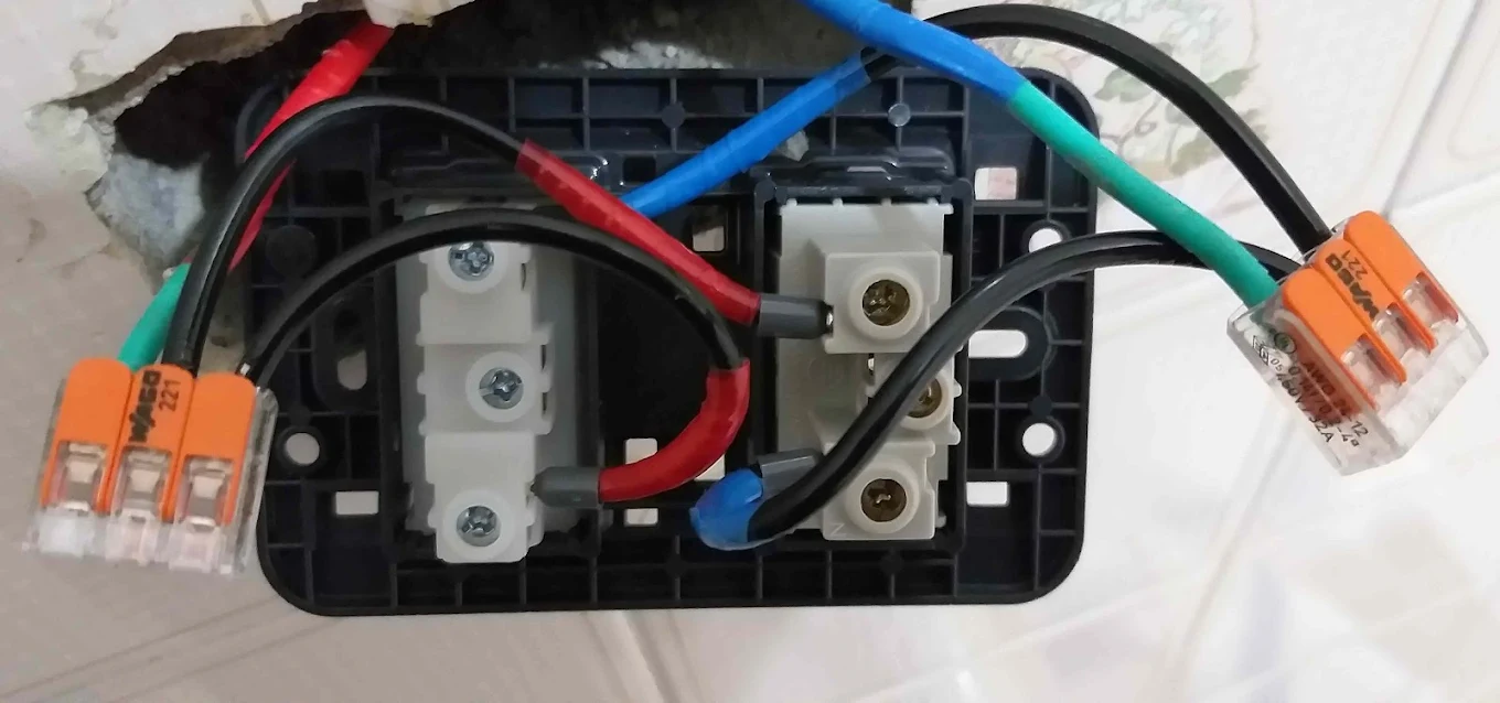 Serviço Elétrico 8