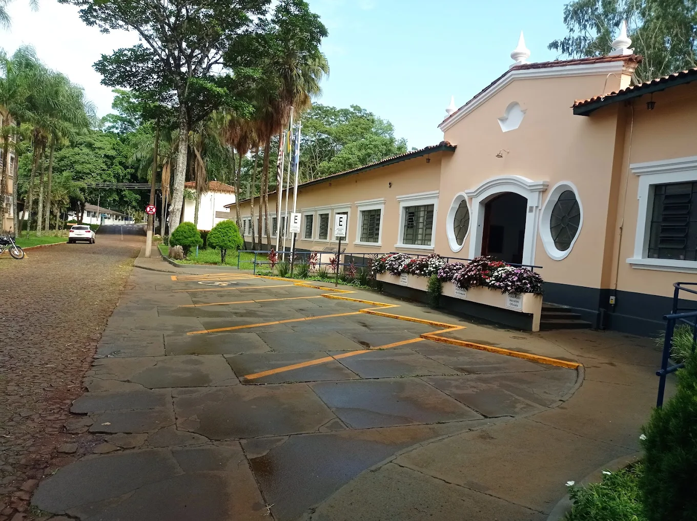 Pintura de fachada comercial