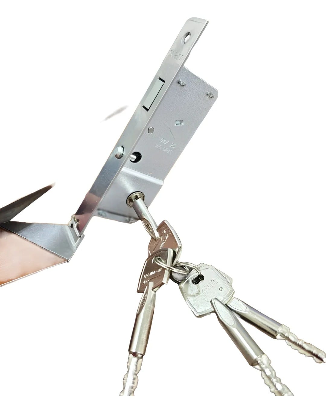 Abertura de porta sem danos em Blumenau